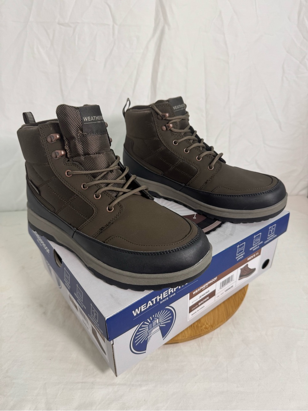 Weatherproof Jenkins Men’s Brown Sneaker Boots Size 11 Memory Foam New In Box